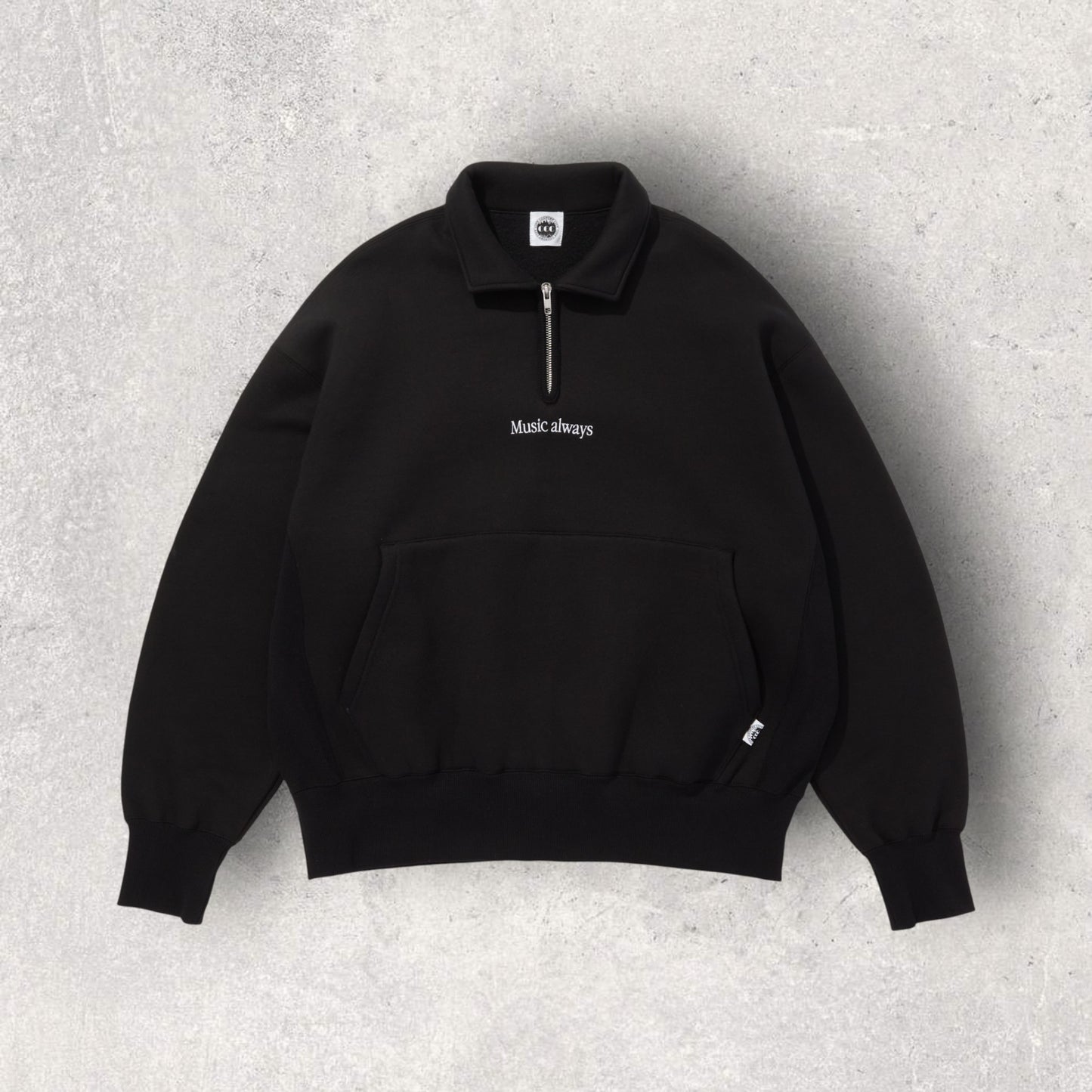 CITY COUNTRY CITY / Embroidered Logo Half Zip Sweatshirts BLACK